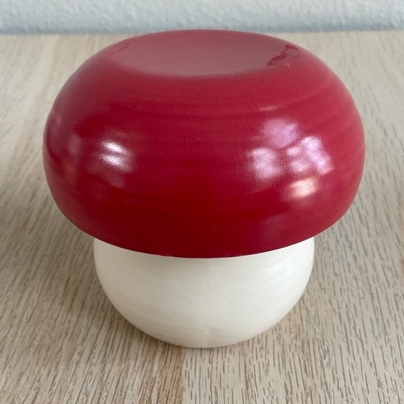 Mahogany Woods Scented candle • High Intensity • 8.8 oz - Picture 3 of 8